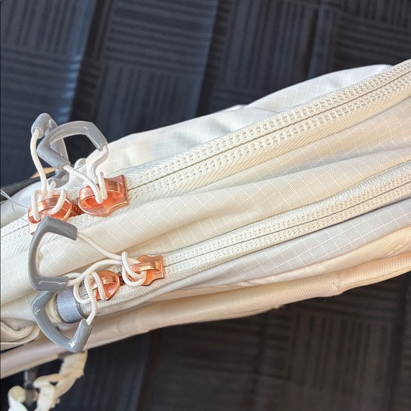 The North Face Off-White Backpack - Picture 7 of 8